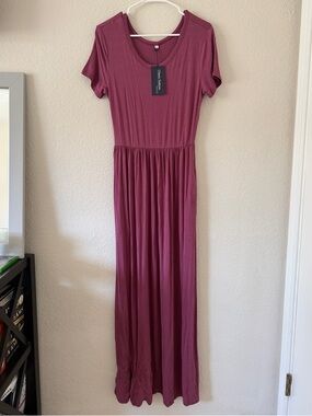NWT Short-Sleeve Maxi Dress in Plum